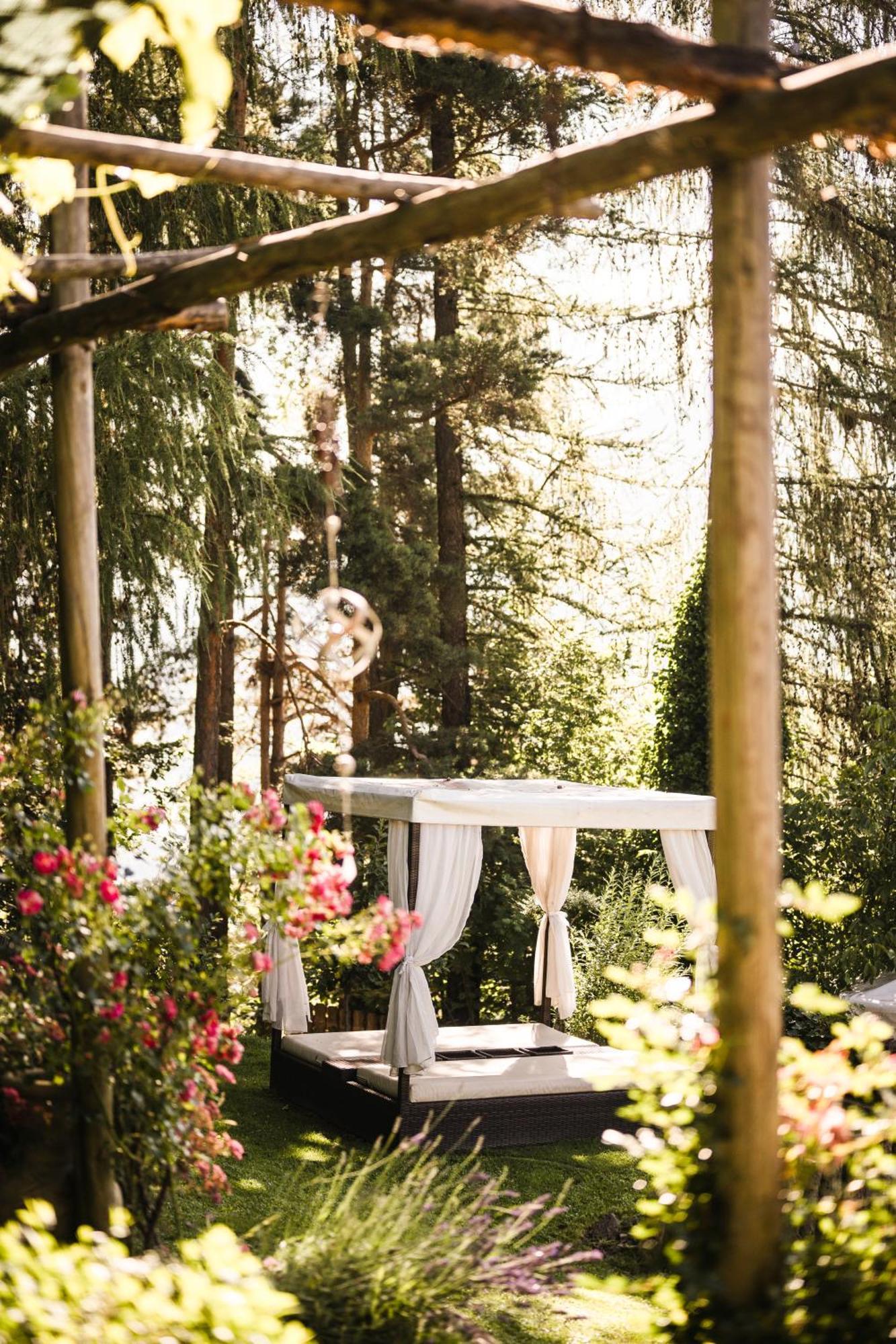 Boutique Pension Erlacher - Adults Only Villandro Exterior photo