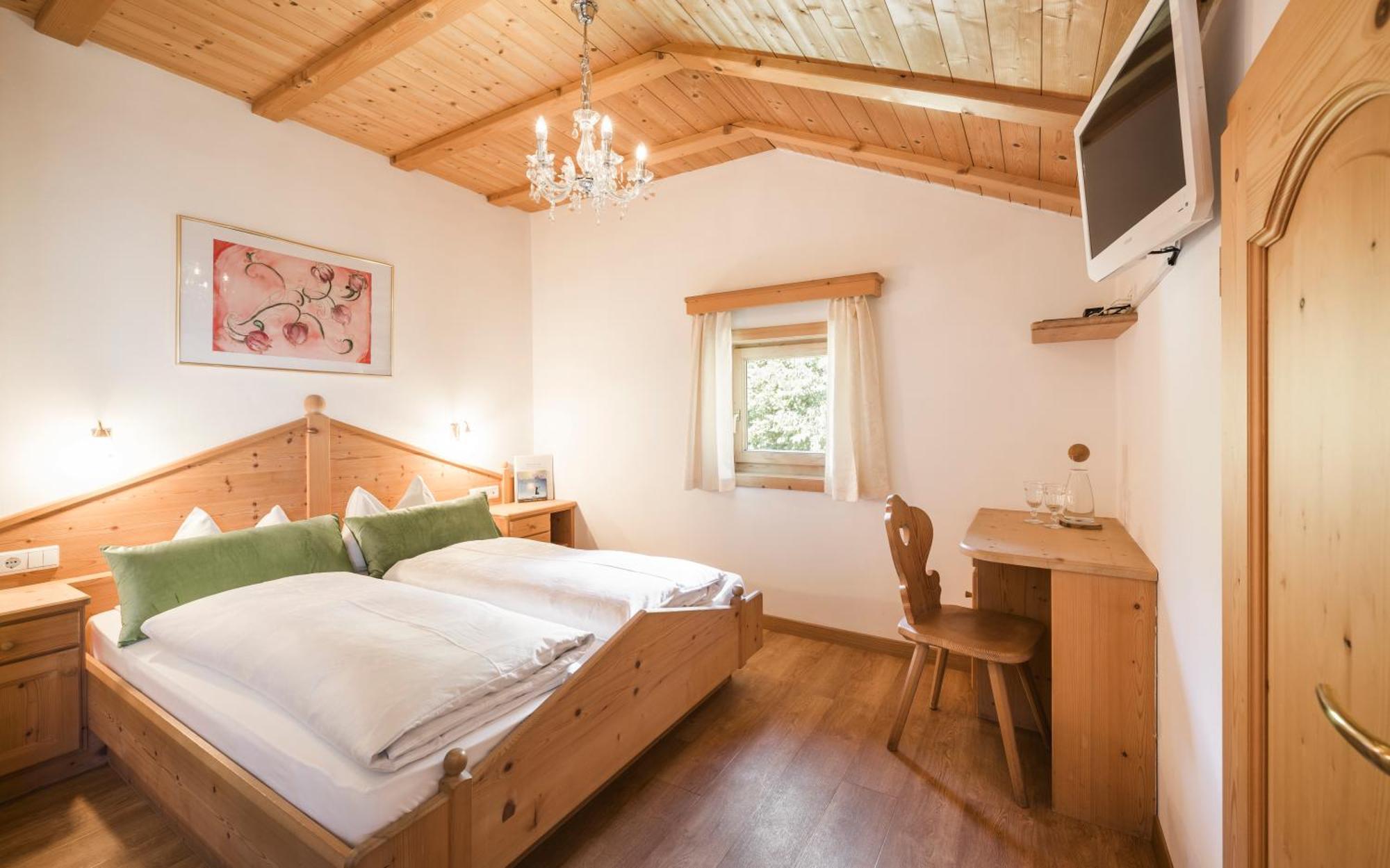Boutique Pension Erlacher - Adults Only Villandro Exterior photo